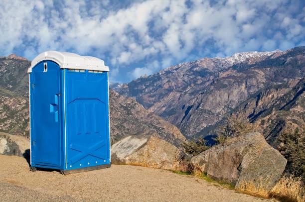 Best Portable toilet rental cost  in Manchester Center, VT